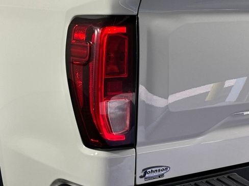 Used 2021 GMC Sierra 1500 2WD Regular Cab image 40