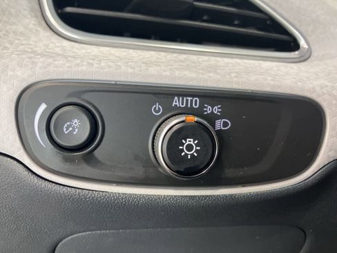 Used 2020 Chevrolet Bolt LT image 13