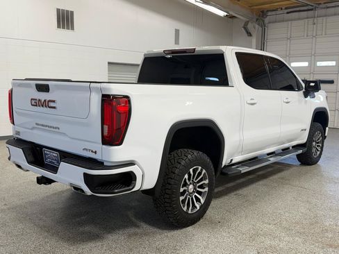 Used 2023 GMC Sierra 1500 AT4 AWD/4WD image 4