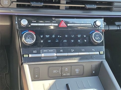 New 2026 Hyundai Santa Fe Calligraphy image 11