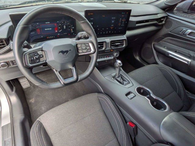 Used 2025 Ford Mustang Coupe RWD image 14
