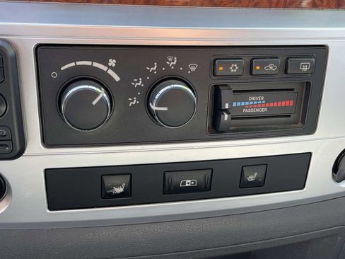 Used 2007 Dodge Ram 2500 Truck Laramie AWD/4WD image 11