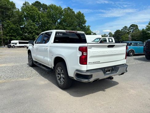 Used 2021 Chevrolet Silverado 1500 LT AWD/4WD image 4