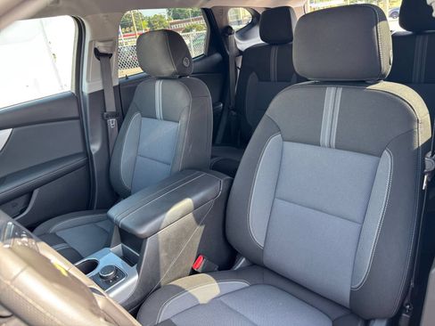Used 2026 Chevrolet Blazer LT FWD image 38