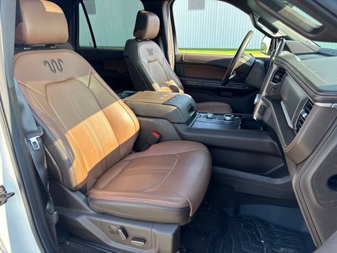 Used 2023 Ford Expedition King Ranch AWD/4WD image 12