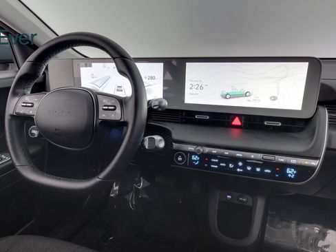 Used 2024 Hyundai Ioniq 5 SEL RWD image 25