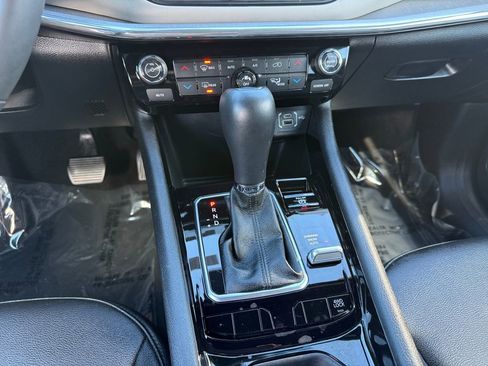 Certified 2024 Jeep Compass Limited image 13