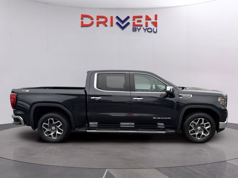 Used 2024 GMC Sierra 1500 SLT w/ SLT Premium Plus Package AWD/4WD image 6