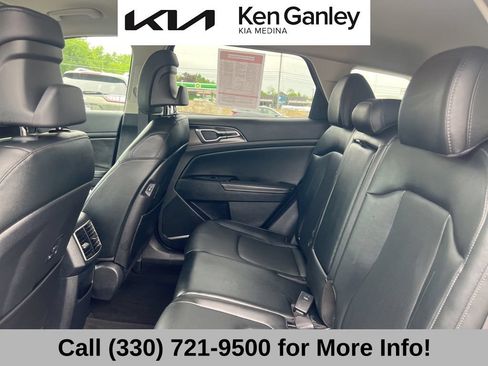Certified 2025 Kia Sportage EX FWD image 48