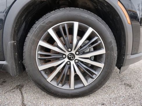 Used 2023 INFINITI QX60 Sensory w/ Vision Package image 38