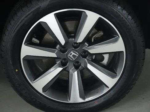 Used 2024 Honda Pilot Elite image 10