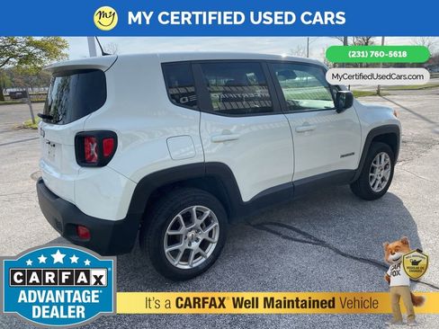 Used 2023 Jeep Renegade Latitude AWD/4WD image 5