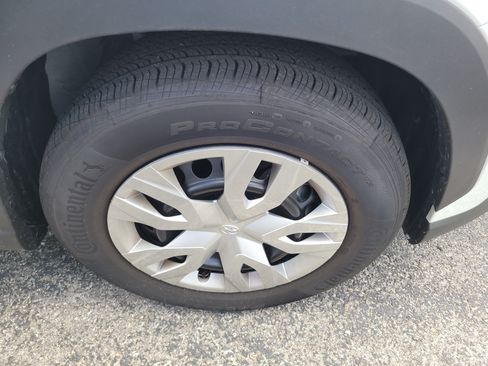 Used 2026 Toyota Corolla Cross L FWD image 9