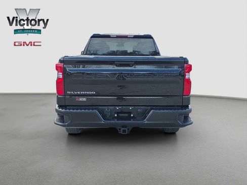 Used 2023 Chevrolet Silverado 1500 W/T w/ Trailering Package image 16