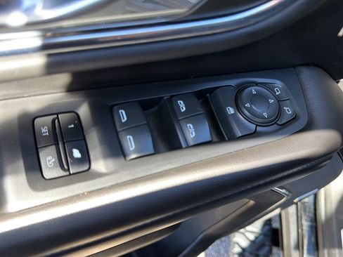 Used 2023 Chevrolet Tahoe Z71 AWD/4WD image 22