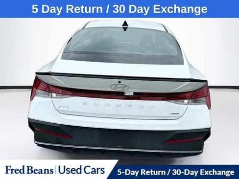 Used 2025 Hyundai Elantra SEL FWD image 7