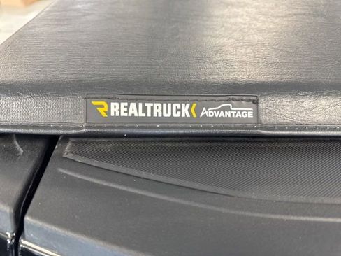 Used 2025 Chevrolet Silverado 2500 LT AWD/4WD image 15