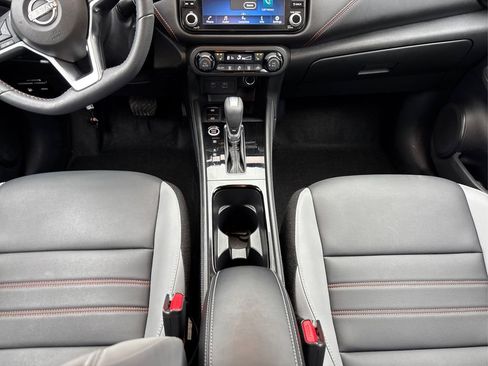 Used 2023 Nissan Kicks SR w/ SR Premium Package image 18