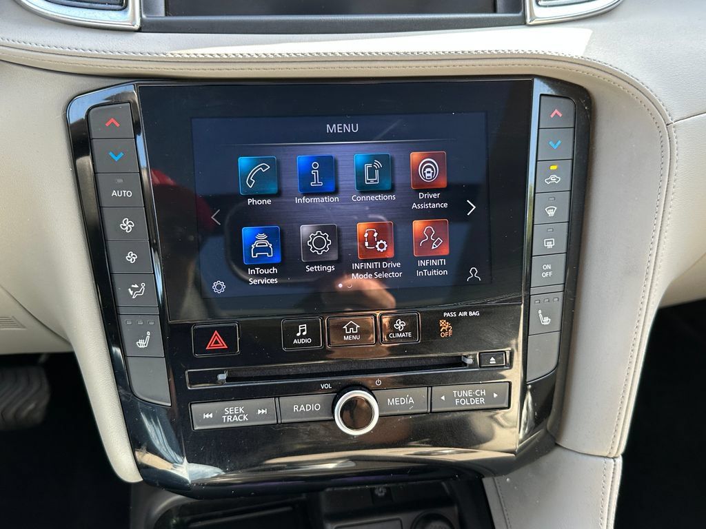 Used 2023 INFINITI QX50 Luxe FWD image 25