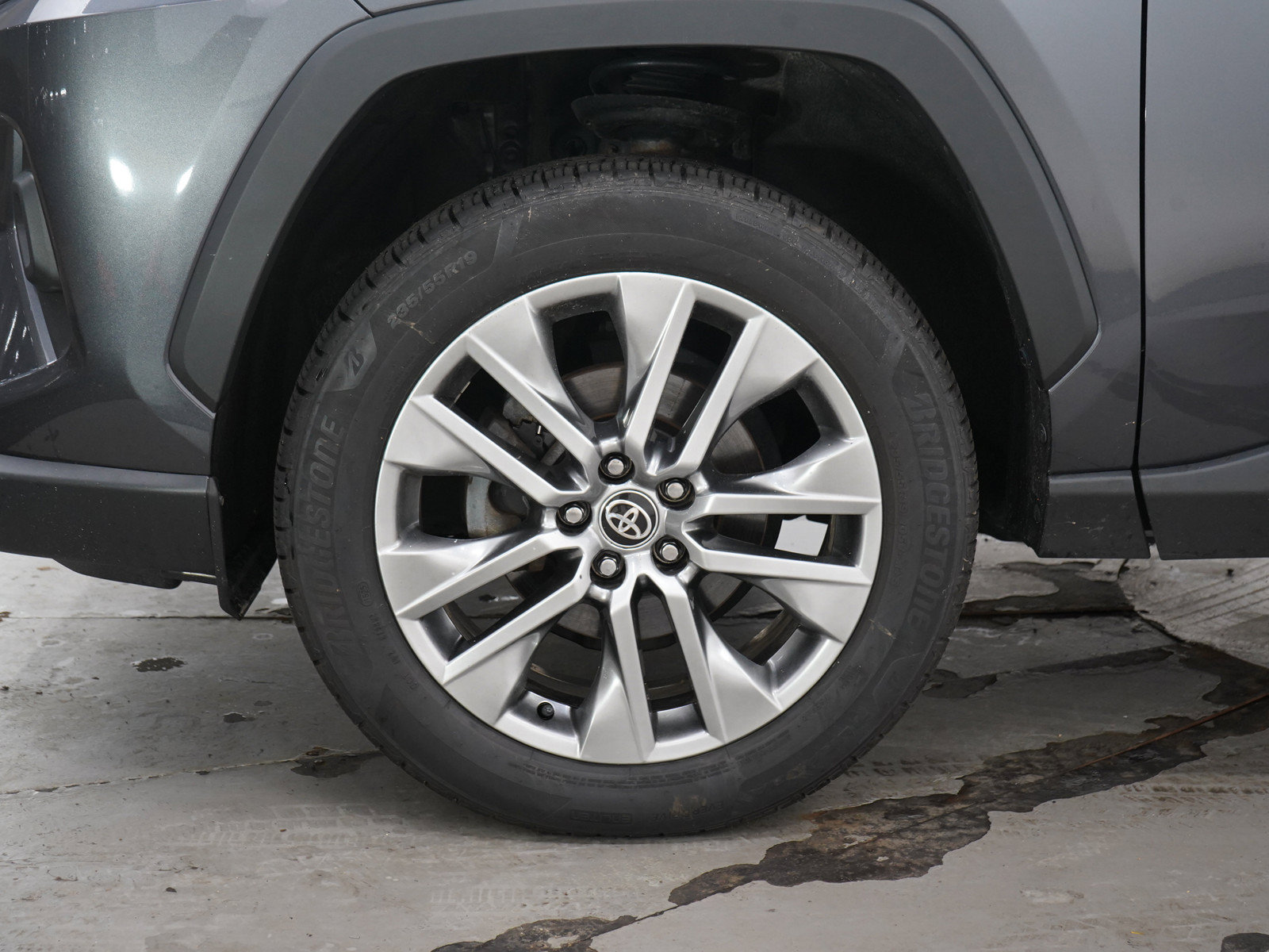 Used 2023 Toyota RAV4 XLE Premium AWD/4WD image 29
