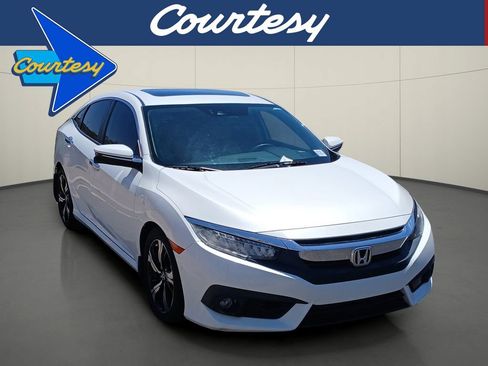 Used 2017 Honda Civic Touring image 1
