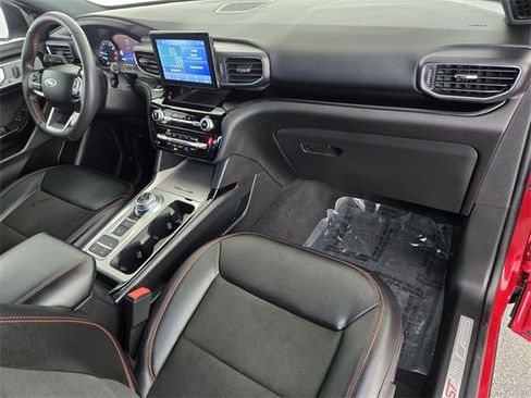 Used 2023 Ford Explorer ST-Line w/ Class IV Trailer Tow Package image 18