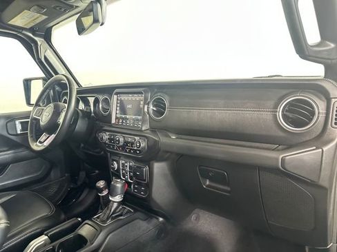 Used 2021 Jeep Wrangler Unlimited Sahara w/ Cold Weather Group image 29