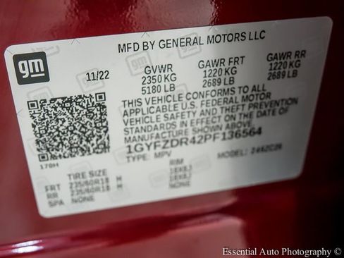 Certified 2023 Cadillac XT4 Premium Luxury w/ Cold Weather Package image 27