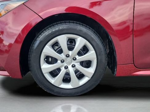 Used 2025 Toyota Corolla LE FWD image 25