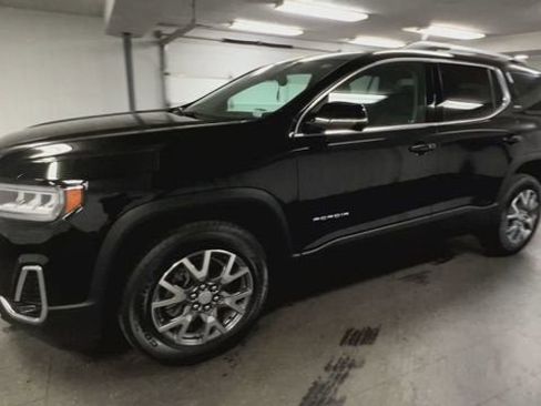 Certified 2023 GMC Acadia SLT AWD/4WD image 4