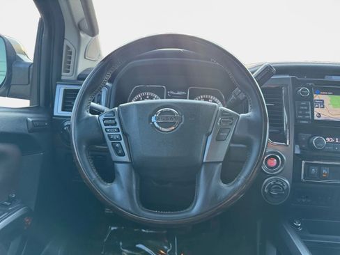 Used 2017 Nissan Titan Platinum Reserve image 15