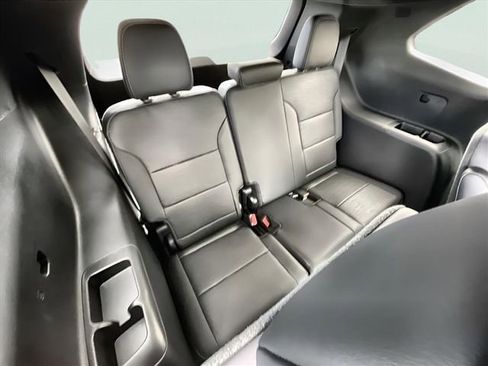 New 2026 Buick Enclave Sport Touring w/ Power Package FWD image 27