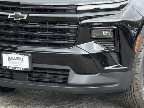 New 2026 Chevrolet Traverse LT w/ Midnight/Sport Edition FWD image 7