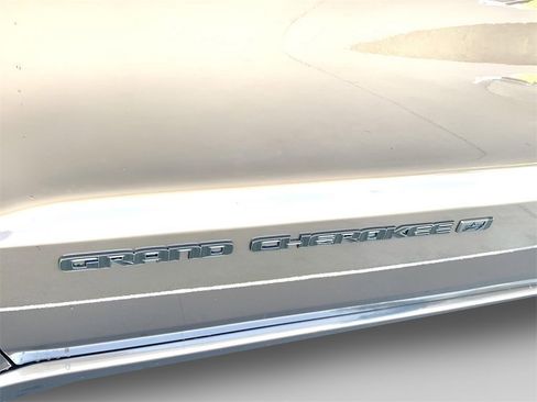 Used 2021 Jeep Grand Cherokee Limited w/ Quick Order Package 28K 80th image 10