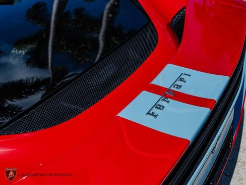 Used 2023 Ferrari 296 GTS RWD image 22