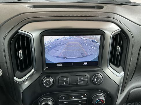 Used 2021 Chevrolet Silverado 2500 LT image 10