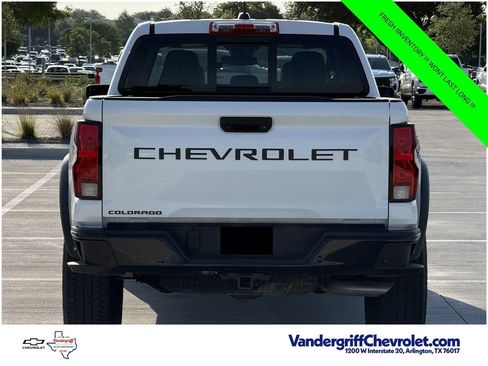Certified 2023 Chevrolet Colorado Trail Boss w/ Technology Package AWD/4WD image 5