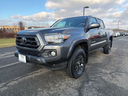 Used 2021 Toyota Tacoma SR5 image 4