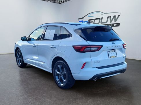 Used 2023 Ford Escape ST-Line image 5