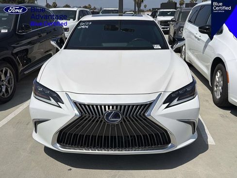 Used 2021 Lexus ES 300h w/ Luxury Package FWD image 15