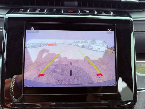 Used 2023 Jeep Grand Cherokee Altitude image 37