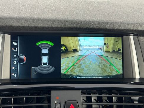 Used 2018 BMW X4 xDrive28i image 26