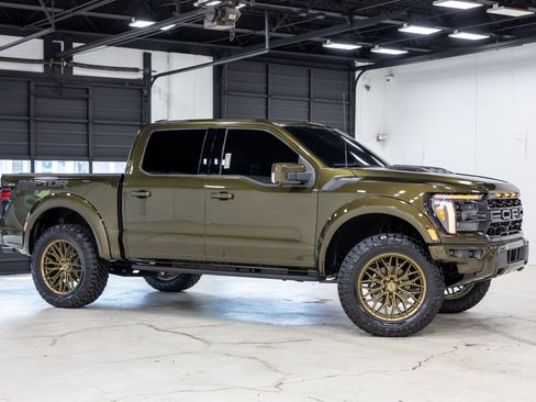 Used 2026 Ford F150 Raptor w/ Equipment Group 803A Raptor R AWD/4WD image 4