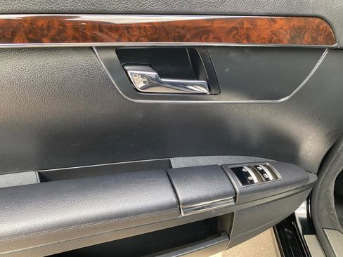 Used 2012 Mercedes-Benz S 550 w/ Sport Pkg Plus One image 40