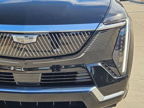 New 2025 Cadillac Escalade IQ Luxury 1 image 6