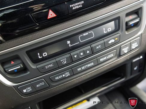 Used 2022 Honda Pilot TrailSport image 34