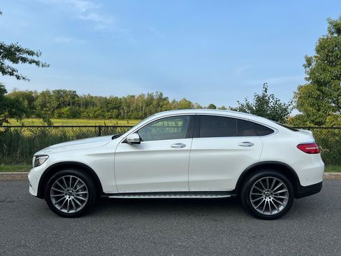 Used 2018 Mercedes-Benz GLC 300 4MATIC Coupe image 7
