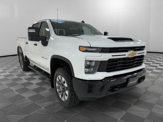 Certified 2026 Chevrolet Silverado 2500 Custom w/ Custom Value Package AWD/4WD image 7