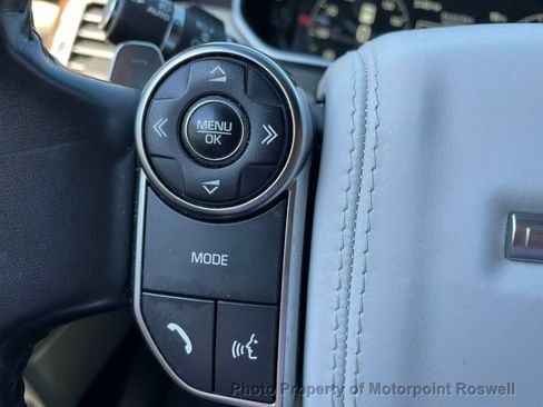Used 2017 Land Rover Range Rover Long Wheelbase Autobiography image 25