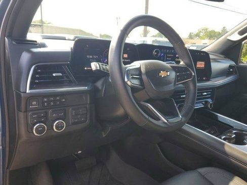 Used 2025 Chevrolet Tahoe LT w/ Comfort Package AWD/4WD image 19